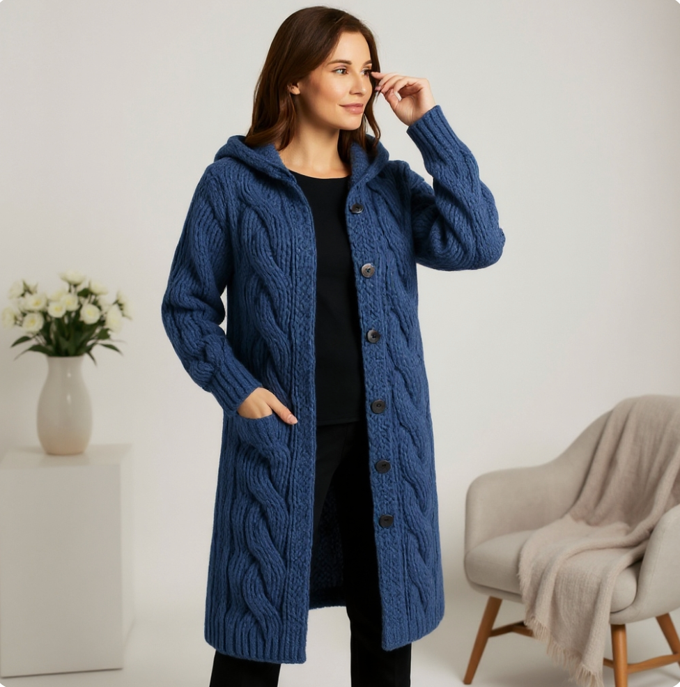 Karin | Elegant cosy coat with tummy coverage